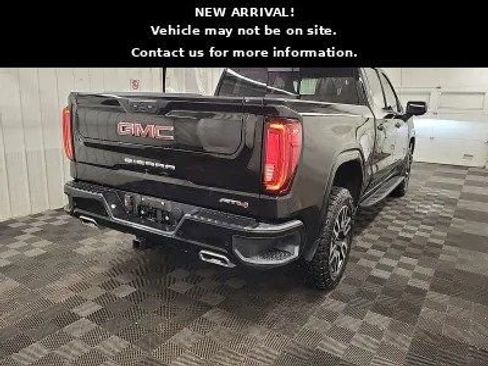 Used 2025 GMC Sierra 1500 AT4 w/ AT4 Premium Package image 4