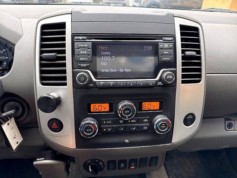 Used 2016 Nissan Frontier SV w/ SV Value Truck Package AWD/4WD image 13