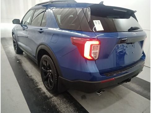 Used 2023 Ford Explorer ST-Line w/ Class IV Trailer Tow Package AWD/4WD image 3