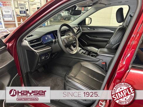 Used 2022 Jeep Grand Cherokee Limited 4xe AWD/4WD image 6