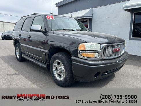 Used 2004 GMC Yukon Denali AWD/4WD image 1