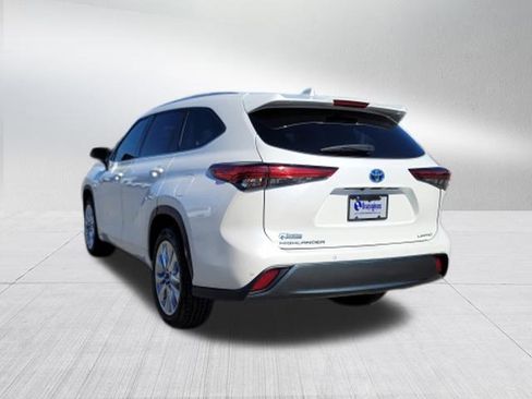 Used 2021 Toyota Highlander Limited image 5