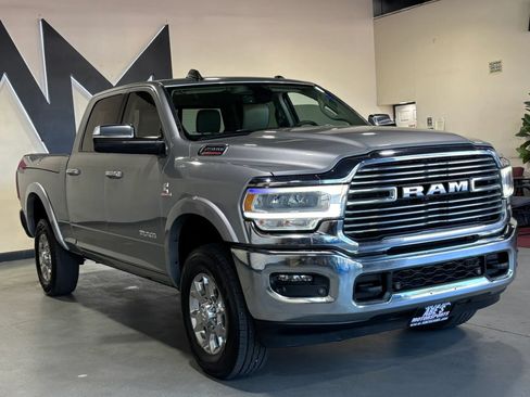 Used 2020 RAM 2500 Laramie w/ Rambox Utility Group AWD/4WD image 3