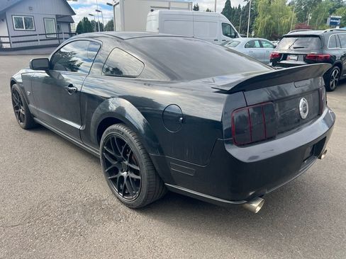 Used 2008 Ford Mustang GT Premium RWD image 5