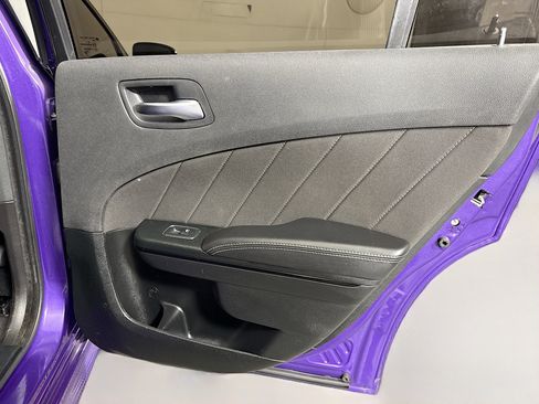 Used 2023 Dodge Charger R/T w/ Blacktop Package image 28