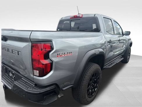 Used 2026 Chevrolet Colorado Trail Boss AWD/4WD image 32