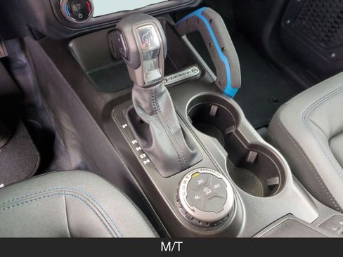 Used 2023 Ford Bronco Black Diamond image 16