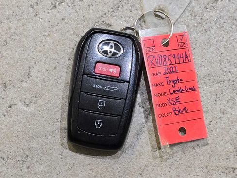 Certified 2024 Toyota Corolla Cross XLE w/ Convenience Package AWD/4WD image 35