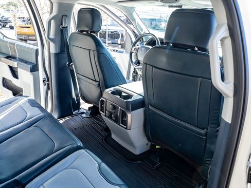 Used 2022 Ford F450 Limited w/ FX4 Off-Road Package image 32