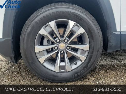 Used 2025 Chevrolet Equinox LT w/ Convenience Package II FWD image 9