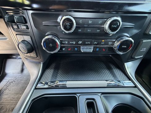 Used 2024 Ford F150 Raptor w/ Equipment Group 803A Raptor R AWD/4WD image 28