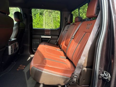 Used 2019 Ford F150 King Ranch w/ Equipment Group 601A Luxury AWD/4WD image 32
