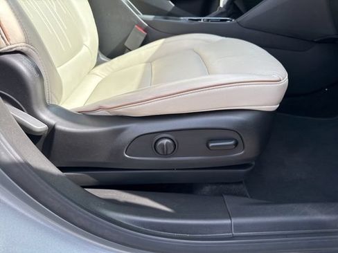 Used 2024 Buick Encore GX Avenir w/ Avenir Convenience Package FWD image 30