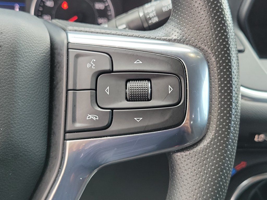 Used 2021 Chevrolet Blazer LT w/ LPO, Black Accent Package FWD image 29