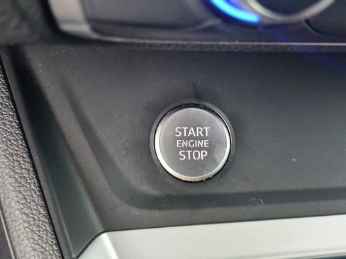 Used 2020 Audi Q3 2.0T Premium w/ Convenience Package image 28