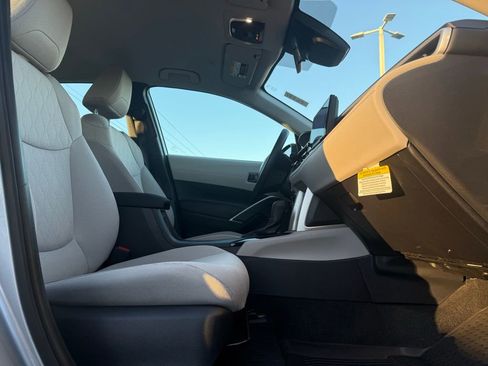 Certified 2025 Toyota Corolla Cross L image 20