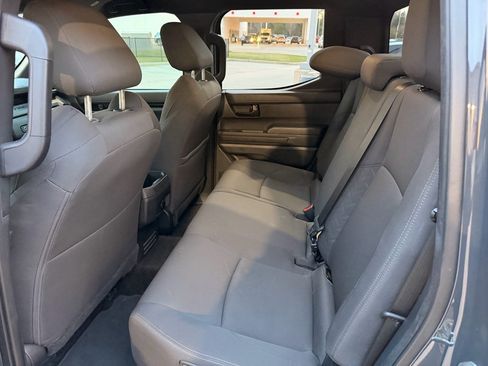 Used 2024 Toyota Tacoma SR image 26