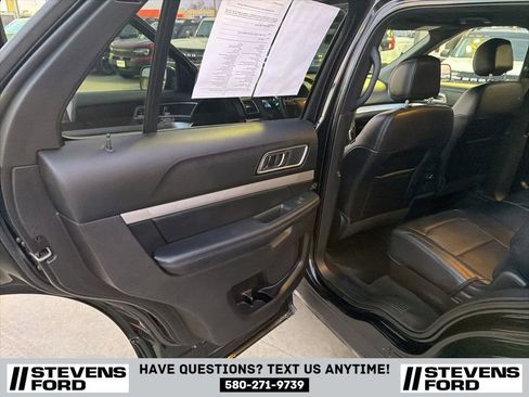 Used 2017 Ford Explorer XLT w/ Equipment Group 202A image 39