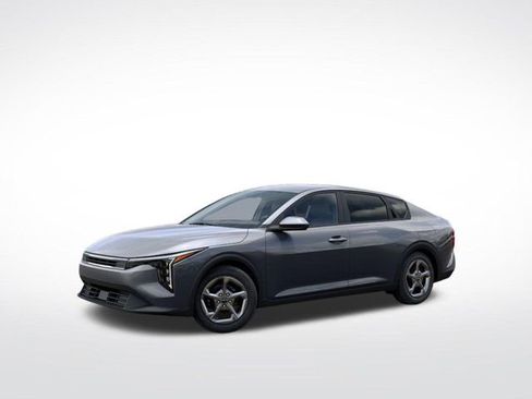 New 2026 Kia K4 LXS image 3