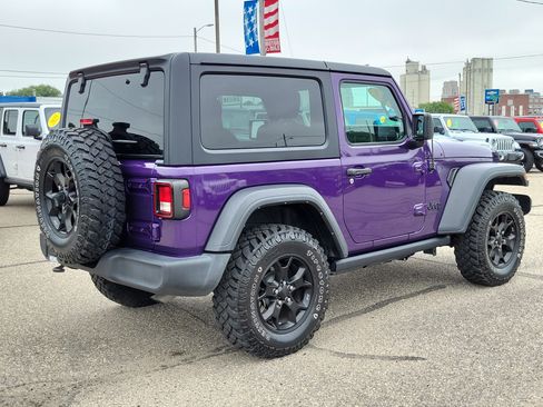 Used 2023 Jeep Wrangler Sport AWD/4WD image 4