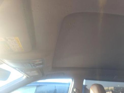 Used 2018 Toyota Highlander Limited Platinum image 6