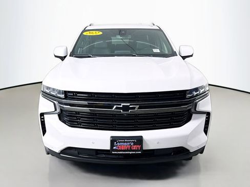 Used 2022 Chevrolet Tahoe RST w/ Luxury Package AWD/4WD image 2