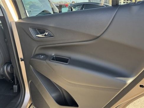 Used 2019 Chevrolet Equinox LT image 13