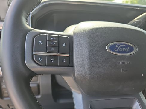 Used 2024 Ford F350 Lariat w/ Camper Package image 18