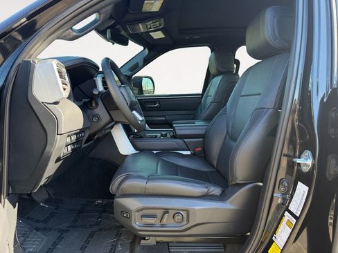 Used 2023 Toyota Tundra Platinum AWD/4WD image 6