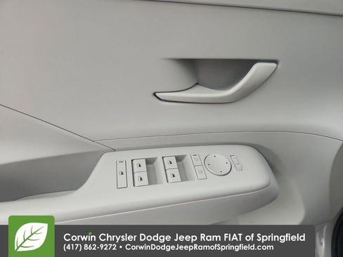 Used 2025 Hyundai Kona SEL image 20