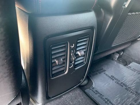 Used 2023 Dodge Durango GT AWD/4WD image 19