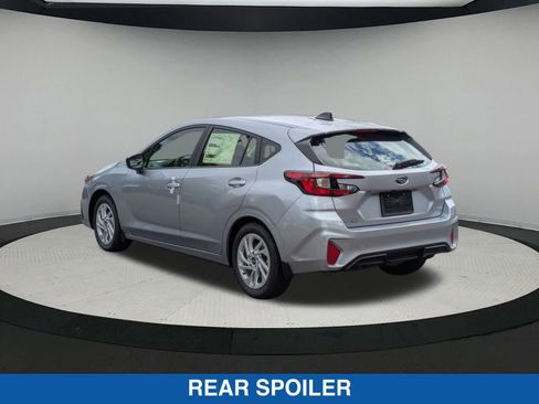 Certified 2025 Subaru Impreza 2.0i image 7