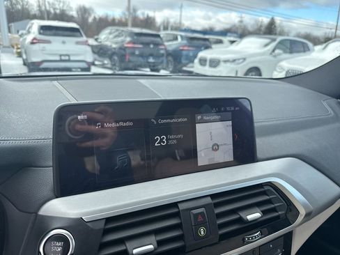 Used 2018 BMW X3 M40i image 15