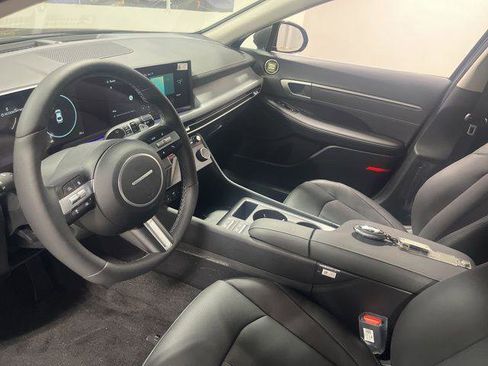 New 2025 Hyundai Sonata Limited image 10