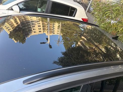 Used 2023 Volkswagen ID.4 Pro S image 5