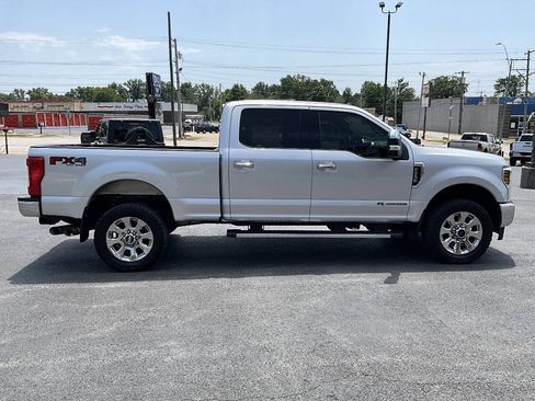 Used 2018 Ford F250 Lariat w/ Chrome Package AWD/4WD image 6