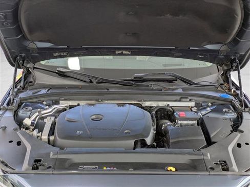 Used 2019 Volvo V90 T5 Cross Country w/ Advanced Package image 27