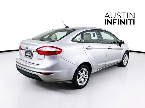 Used 2017 Ford Fiesta SE FWD image 7