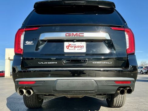 Used 2021 GMC Yukon XL Denali image 18