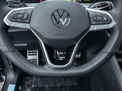 New 2026 Volkswagen Tiguan SE R-Line image 26