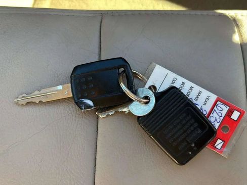 Used 2007 Mercury Grand Marquis LS image 40