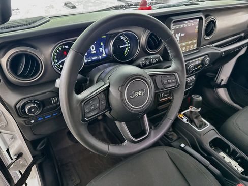 Used 2023 Jeep Wrangler Unlimited w/ Cold Weather Group AWD/4WD image 23