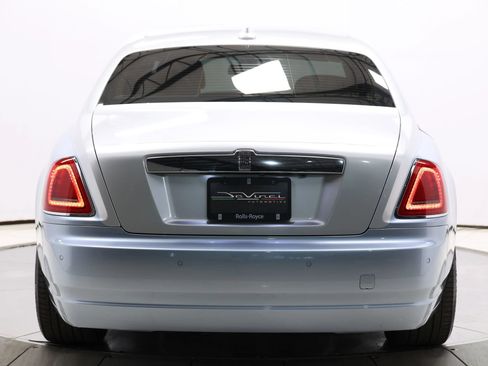 Used 2017 Rolls-Royce Ghost RWD image 77