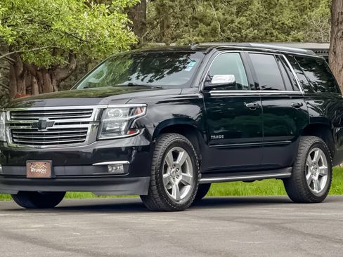 Used 2015 Chevrolet Tahoe LTZ AWD/4WD image 9