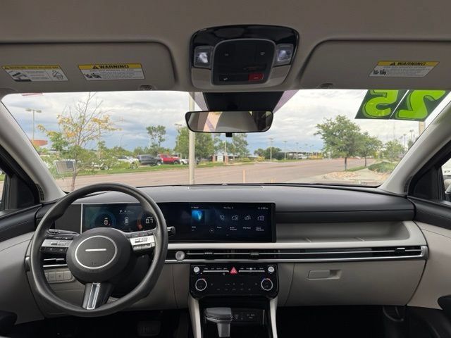 Used 2025 Hyundai Tucson SEL AWD/4WD image 13