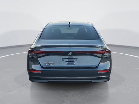 Used 2023 Honda Accord EX image 4