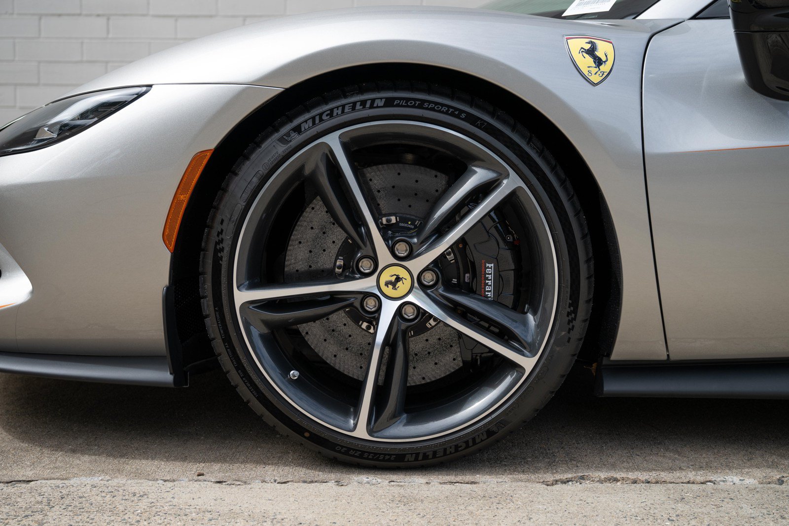 Used 2025 Ferrari 296 GTS RWD image 16