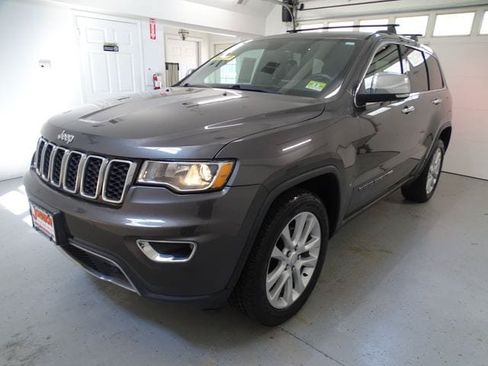 Used 2017 Jeep Grand Cherokee Limited AWD/4WD image 20