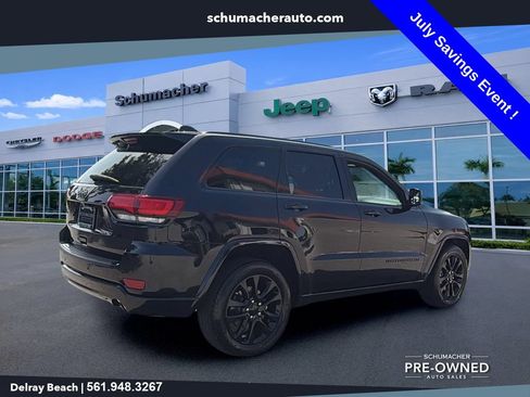 Used 2021 Jeep Grand Cherokee Laredo X RWD image 7
