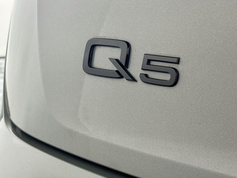 Used 2023 Audi Q5 2.0T Premium Plus w/ Premium Plus Package AWD/4WD image 10